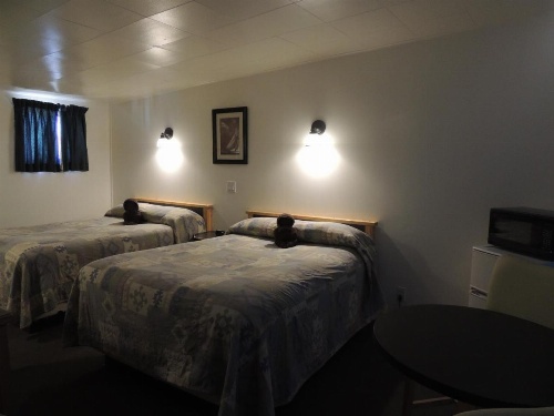 100 Mile Motel & RV Park image 16