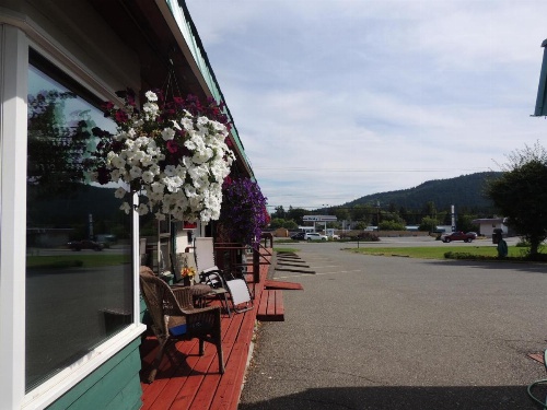 100 Mile Motel & RV Park image 24