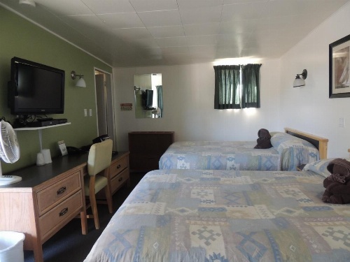 100 Mile Motel & RV Park image 40