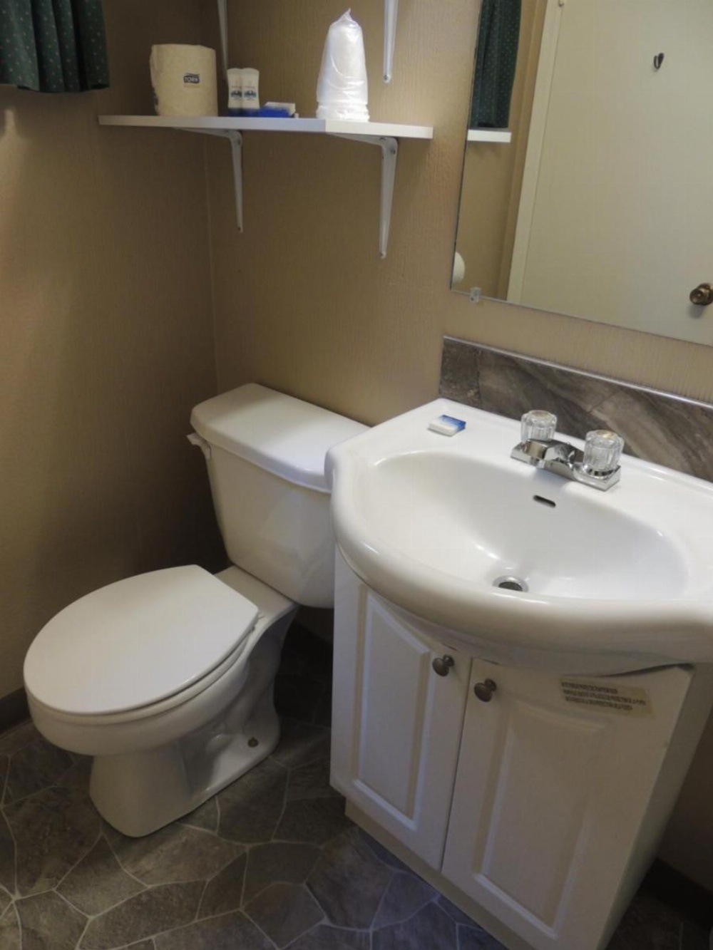 100 Mile Motel & RV Park Image 47