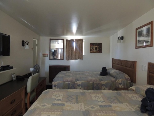 100 Mile Motel & RV Park image 8